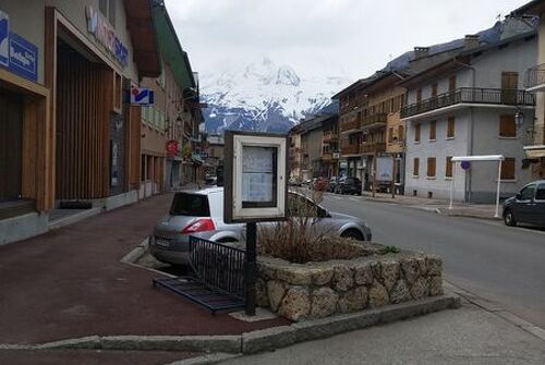 Arrêt de bus N°324 : La Ramasse