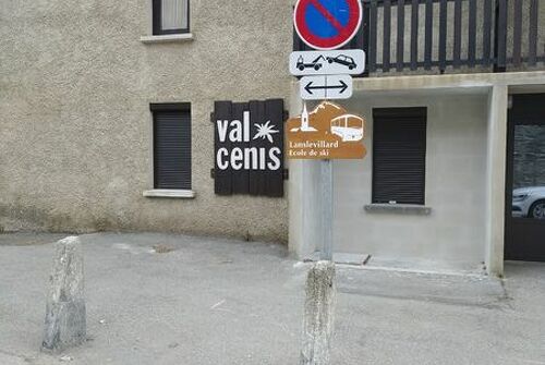Arrêt de bus N°304 : Ecole de Ski