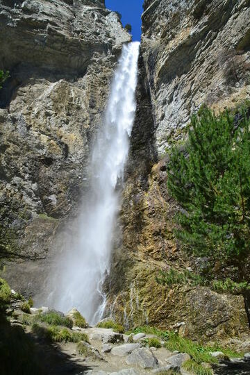 © Cascade Saint-Benoît à Villarodin-Bourget - HMVT