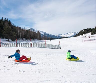 Piste de luge en bordure du domaine nordique du Monolithe