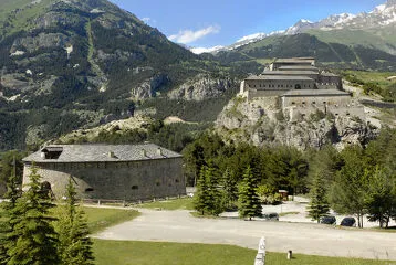 Marie-Thérèse Castle