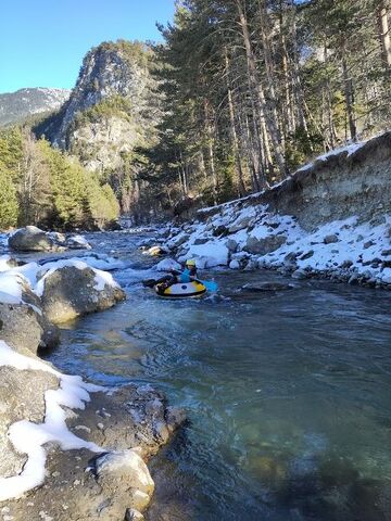 © River tubing sur l'Arc en hiver avec Sensations Vanoise - Sensations Vanoise