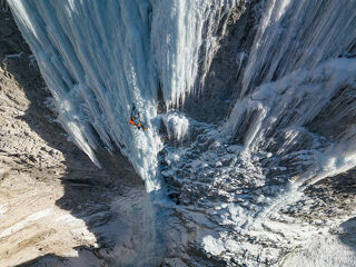 Glacenost icefall in Val Cenis Bramans - D. Cuvelier - OT HMV