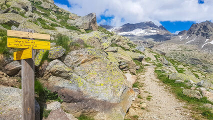 Refuge du Carro at Bonneval sur Arc - B.Filliol/OT HMV