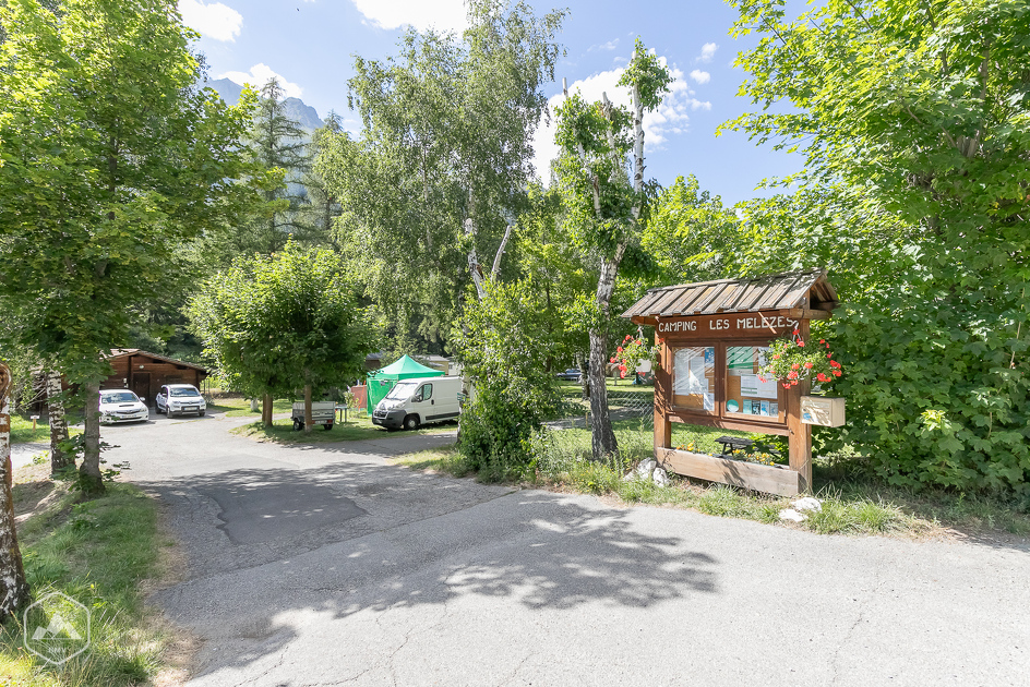© Val Cenis Termignon Camping Caravaneige les Mélèzes - HMVT