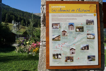 © Les Chemins de l'Histoire - Circuit des chapelles de Lanslevillard - HMVT/Ingrid Pauwels-Etiévant