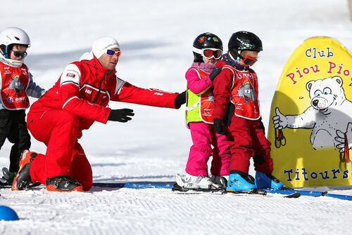 École des neiges : Découverte de la neige pour les tout-petits