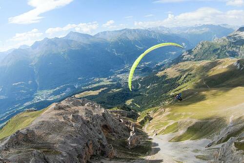 Amicale Parapente : démonstrations et rencontre de parapentistes