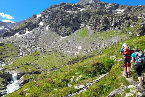 Tour de la  roche d'Etache - Rando pédestre 2 jours