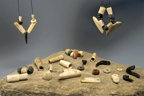 Atelier d'Archéologie - Crée ton collier préhistorique !