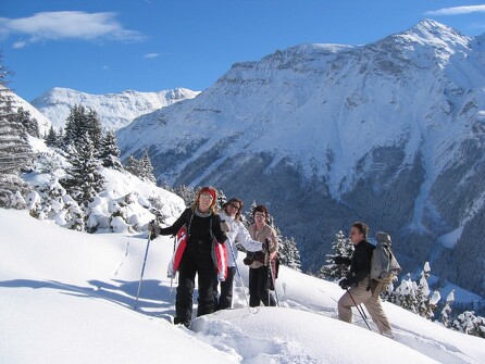 Half-day snowshoe outing