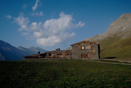 Meeting at the Plan du Lac refuge
