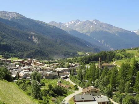 Lecture de paysage : pause insolite au sommet du télésiège des Roches Blanches