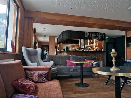 l&#039;Outa Bar