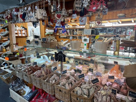 The Alpage shop
