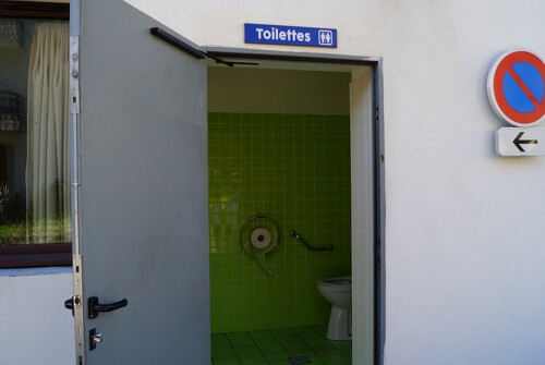 Public toilets Rue des Jardins