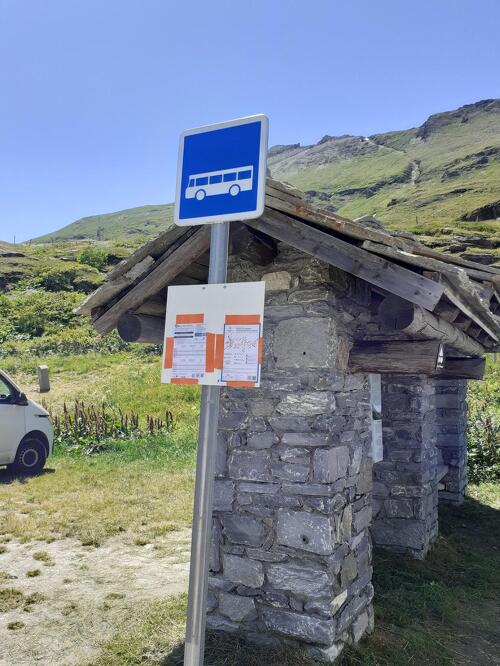 Arrêt de bus N°330 : Col du Mont Cenis