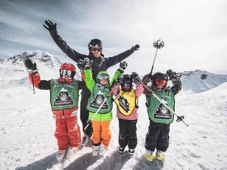 Evolution 2 Valfréjus école de ski et d'aventure