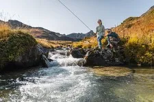 © Mountain fishing for all skill levels with an instructor-guide - Augustin Feller