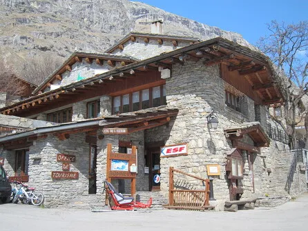 Bonneval sur Arc Information desk