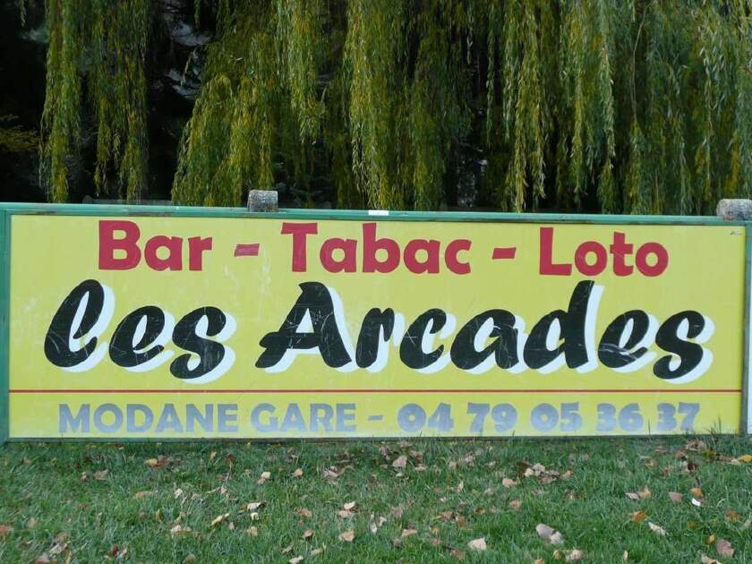 © les arcades - nc