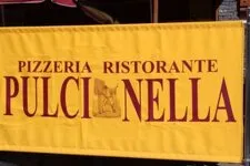 © Restaurant italien Pulcinella à Fourneaux - A.Cagnazzo - Pulcinella