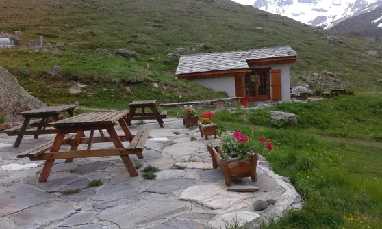 Refuge d'Entre-Deux-Eaux