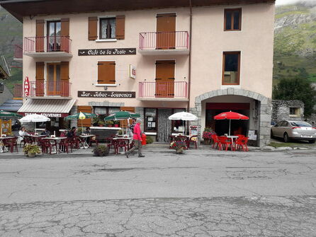 Bus stop N°203 : La Poste