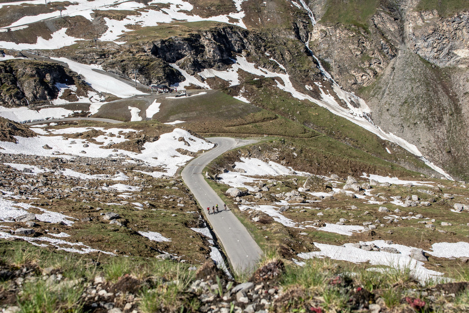 Col de L&#039;iseran road - Val d&#039;Isère Tourisme