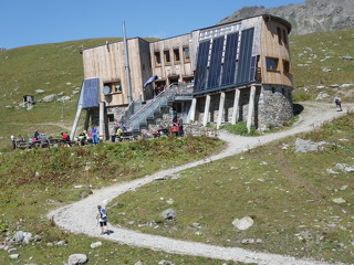 © Refuge de Péclet Polset - OT pralognan la vanoise