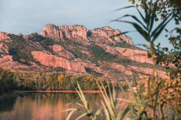 © Lac Perrin et Rocher - office de tourisme