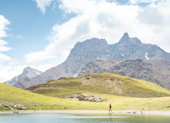 Get close to the 3,000 m mark and take in the sights! The Pointe and Lakes of Lanserlia in Val Cenis, 2909 m