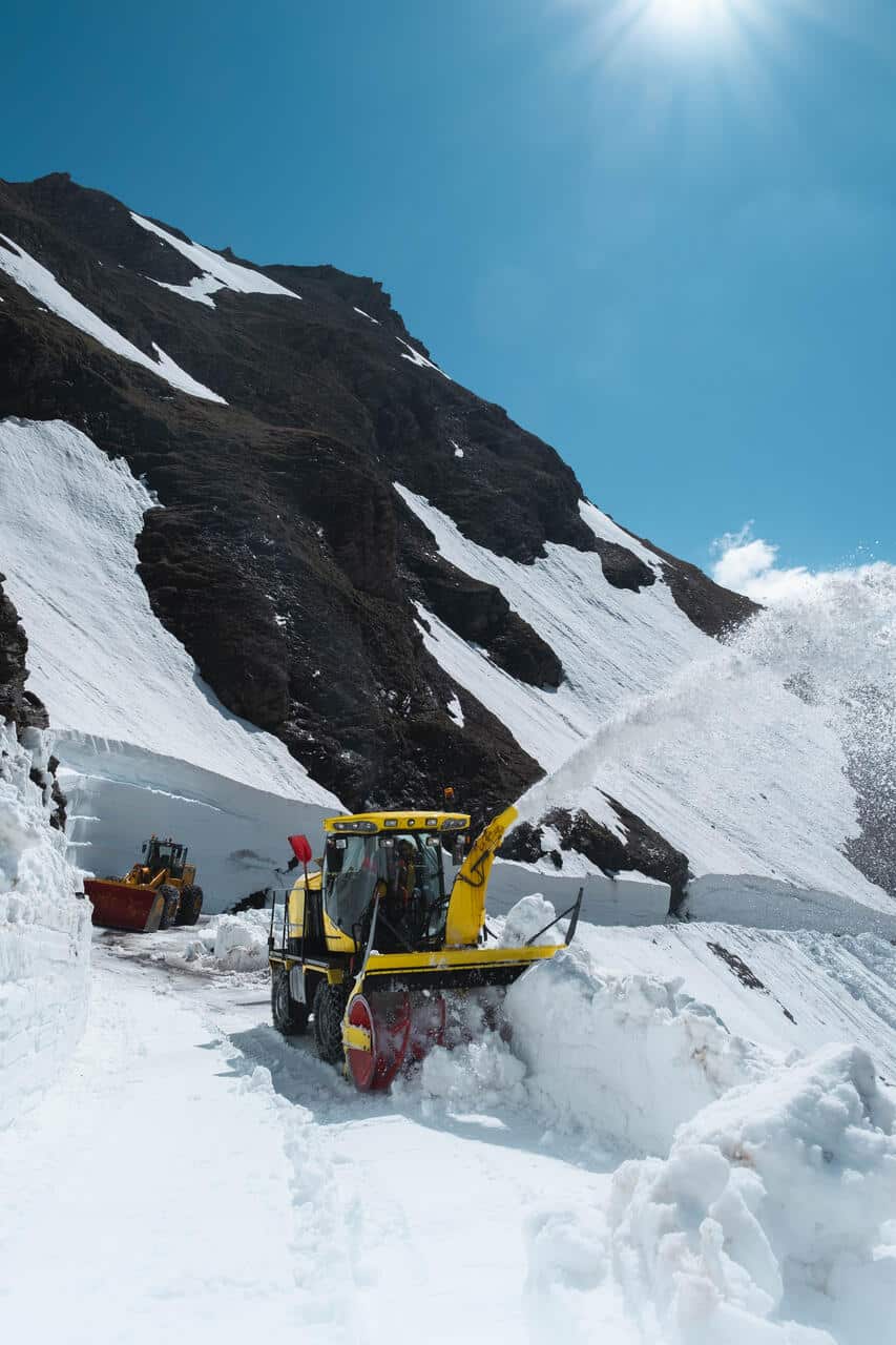 Déneigement col de l'Iseran, Bonneval sur Arc, ouverture de la route de l'Iseran