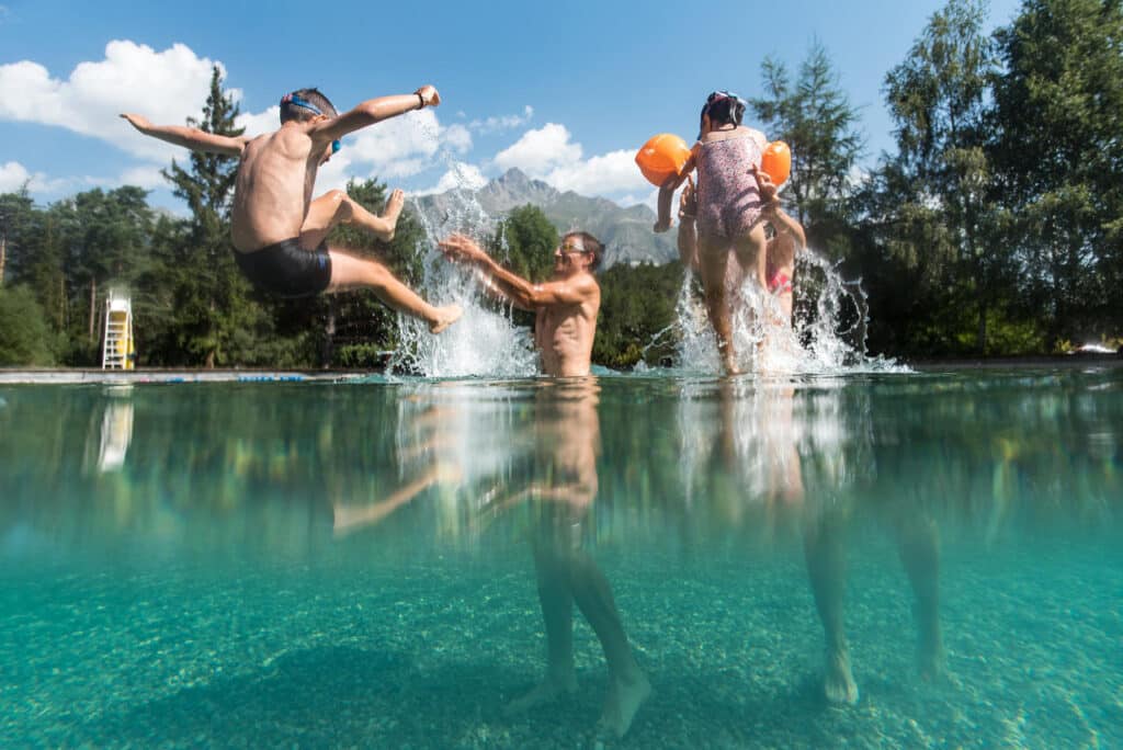 Lac La Norma, baignade et piscine en haute montagne, activités aqualudiques