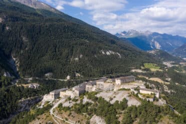 AU_village-incontournables-les-forts-esseillon-1
