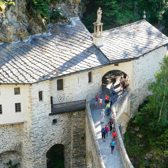 Visit to the Chapelle du Charmaix in Valfréjus