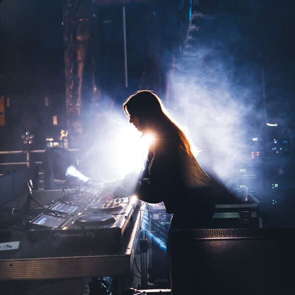 Vertical Music Experience Valfréjus, DJ Set en station de ski, soirée électro gratuite sur les pistes