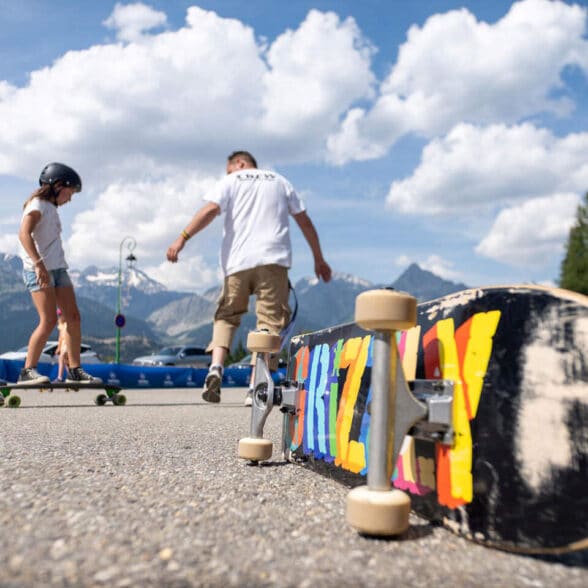 Initiation skateboard, Festival OUF Valfréjus, culture urbaine en montagne