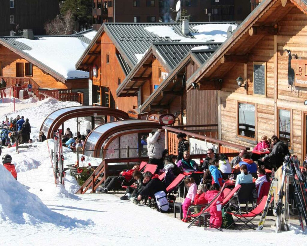 High-altitude restaurants in La Norma