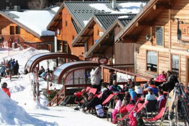 High-altitude restaurants in La Norma