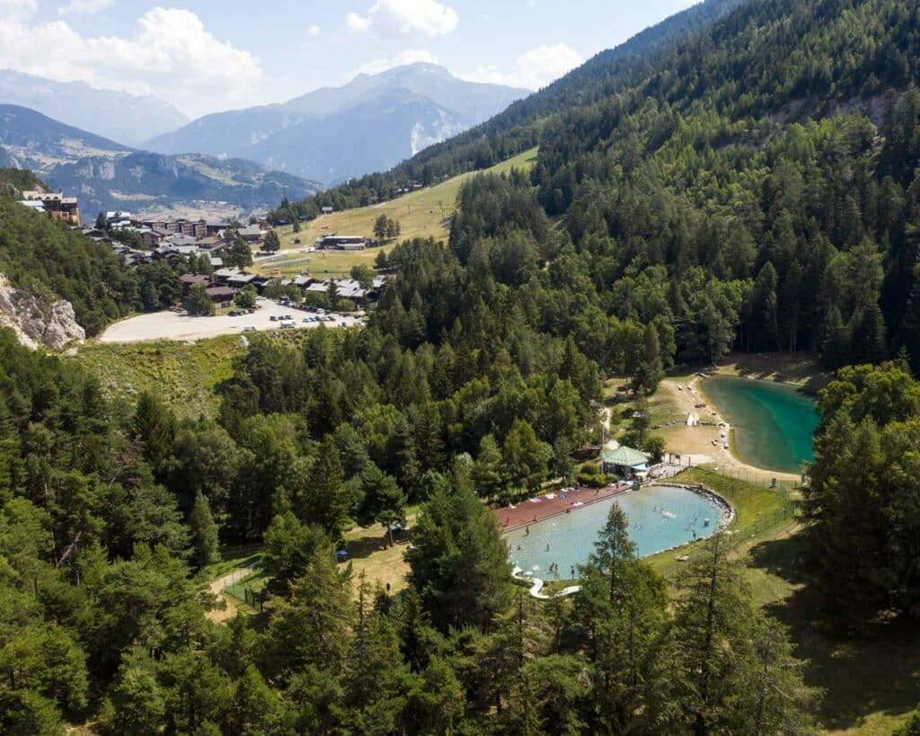 Het waterrecreatiecentrum op La Norma, uw zwemmeer in het hart van de Alpen!