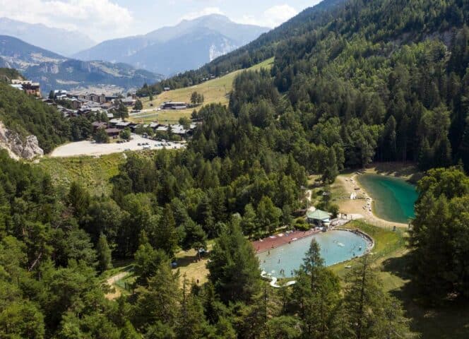 The water leisure centre at La Norma, your swimming lake in the heart of the Alps!