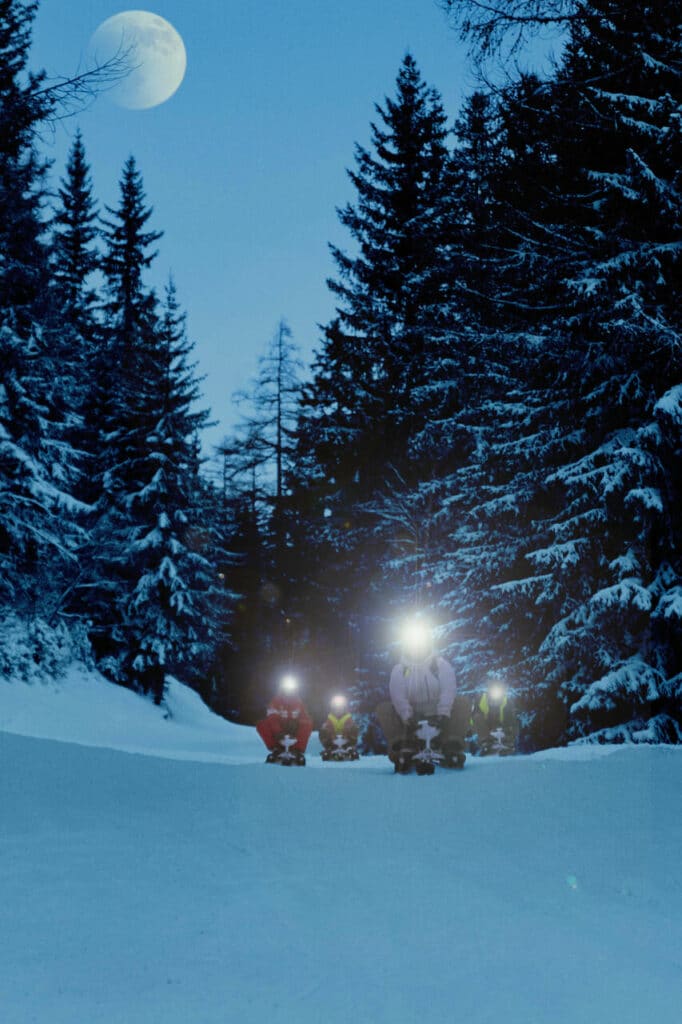 Luge nocturne à la frontale, La Norma, kart sur neige