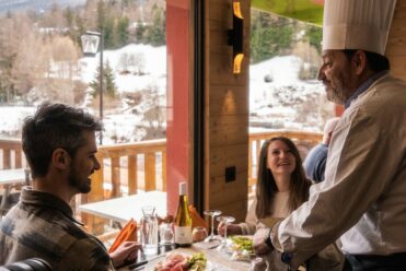 The restaurants ofAussois know how to concoct the best fondue you've ever dreamed of, but not only that - everyone has their own specialities!