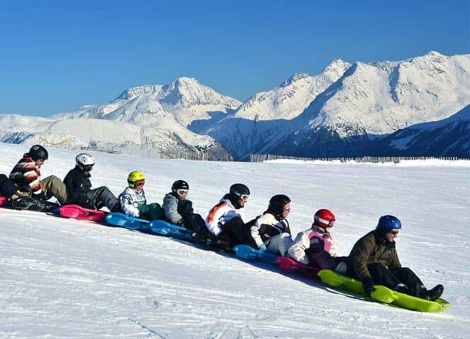 1280x1024-AU-top7-Devaler les pistes avec le snake gliss