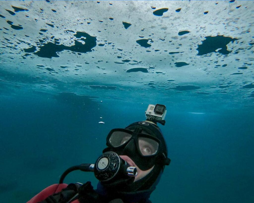 Ice diving in Val Cenis