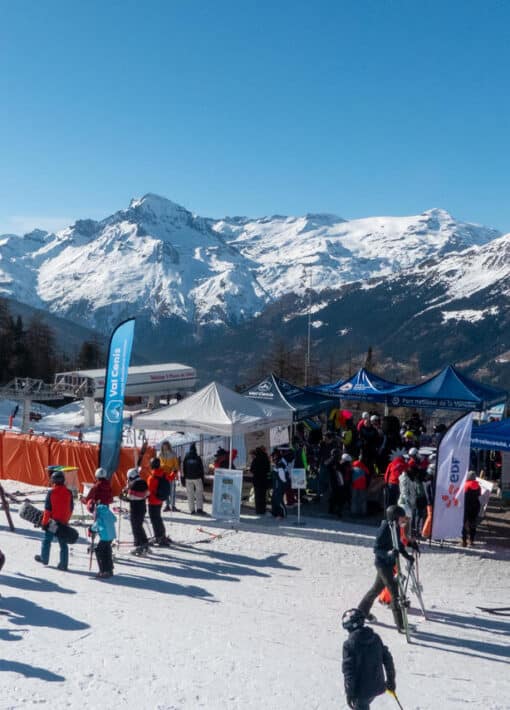 1280x855-VC-NatureSki-Villageanimation-ValCenis-©RomaneSalles-OTHMV