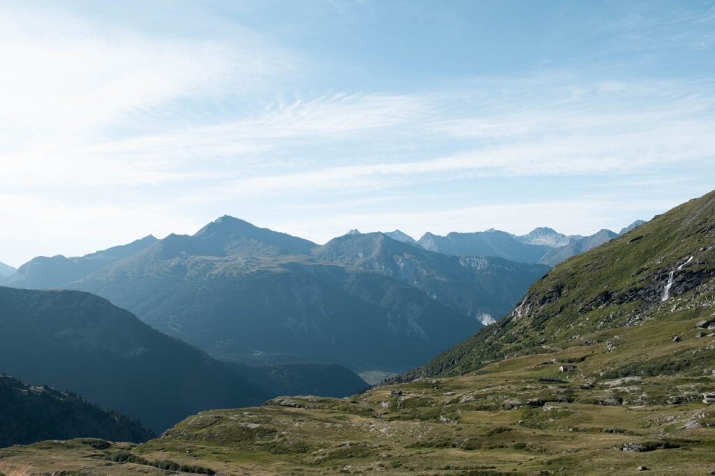 Vue sur les sommets lors du tour des glaciers de la Vanoise