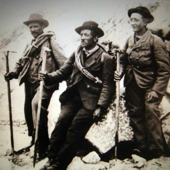 Jean-Joseph Blanc, known as &quot;Le Pape&quot;, guide from Bonneval sur Arc, and his sons... A strong local history of mountaineering