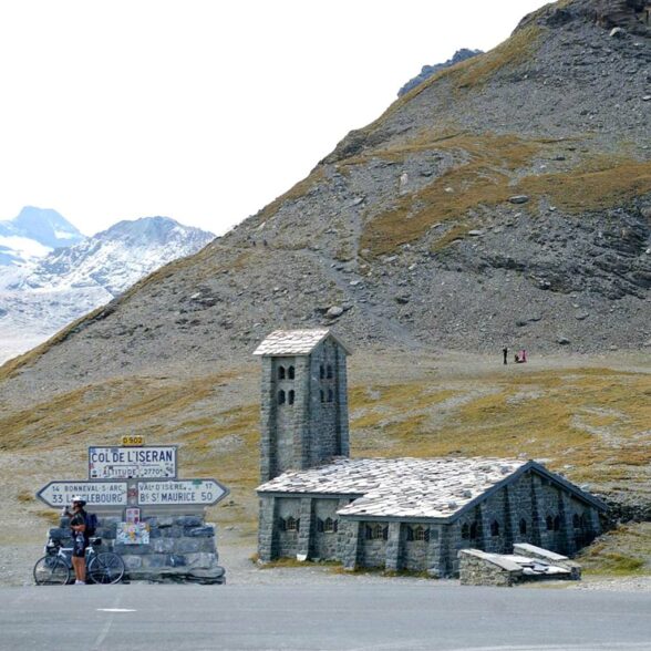 The Col de l'Iseran, a must-see for Bonneval sur Arc